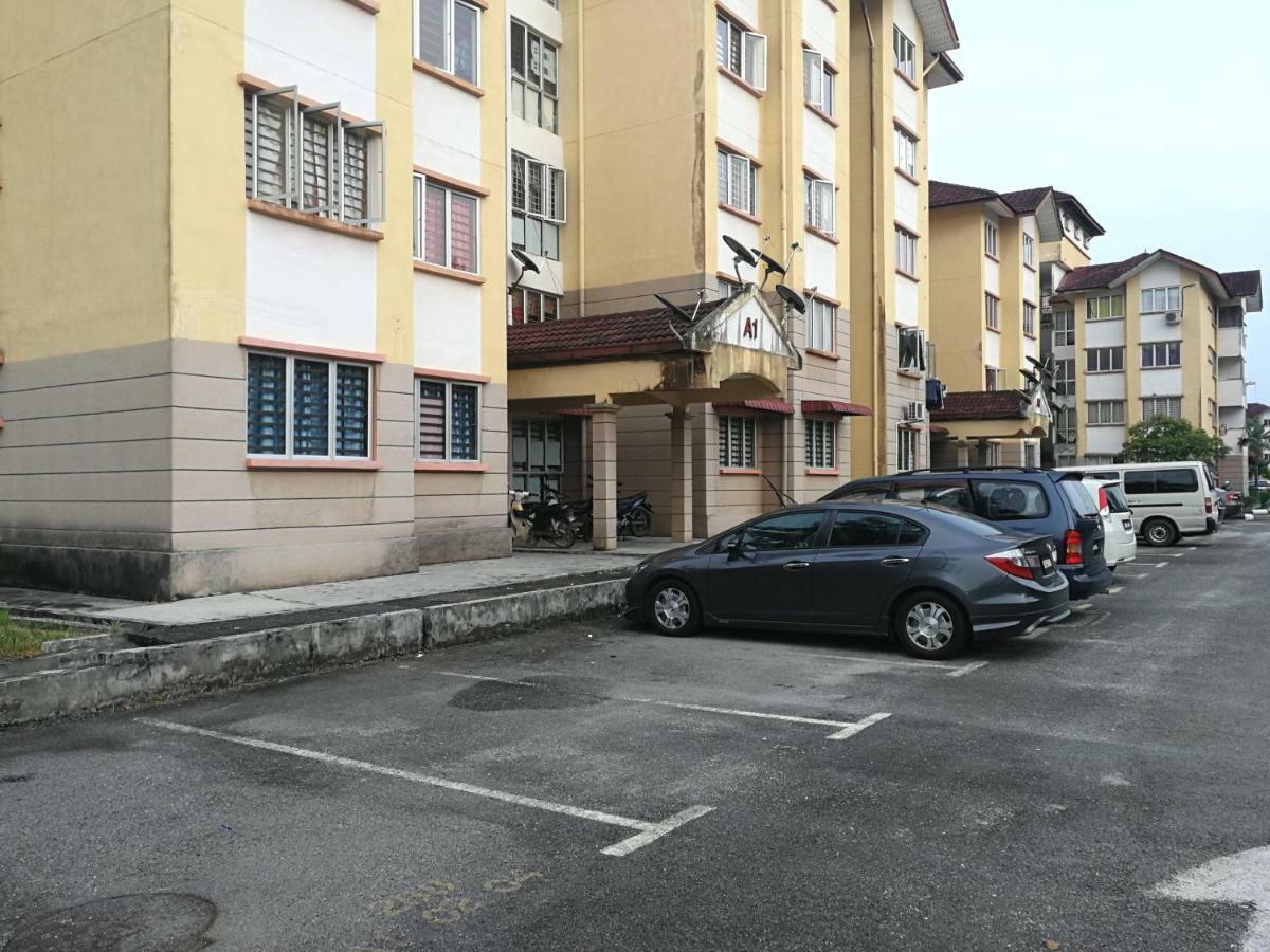 A1-04-03 Damiana Apartment Tanjong Malim Kültér fotó